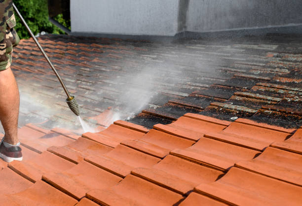 Why Choose Our Certified Pressure Washing Experts for Your Project Needs in Howard, WI?