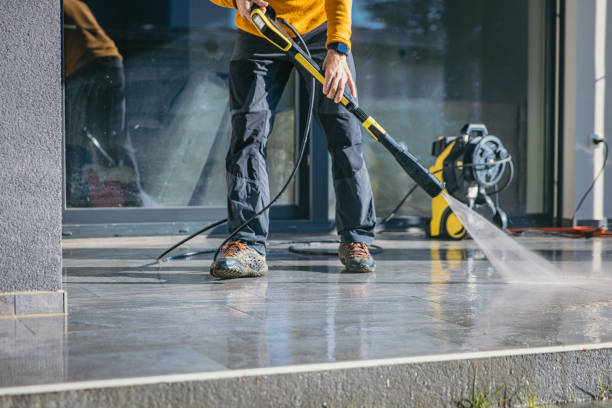 Best Fence Pressure Washing  in Howard, WI