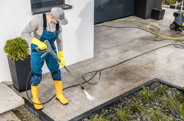 Best Affordable Pressure Washing  in Howard, WI
